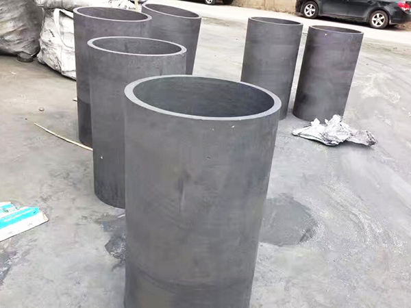 Graphite crucible