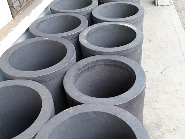 Graphite crucible